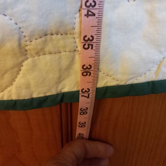 Baby Crib/Wall hanging Hand Stitched Quilt Sewing Cottagecore Handmade Vintage - Picture 4 of 9